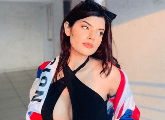 DHA Karachi escorts for high-end bookings